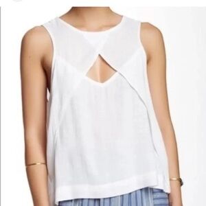 Free People - White Flowy Sleeveless Blouse - Size XS